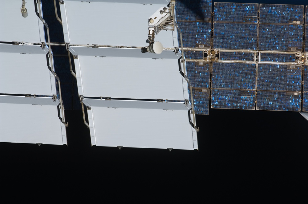 Fly-around view of the ISS by the STS-127 crew