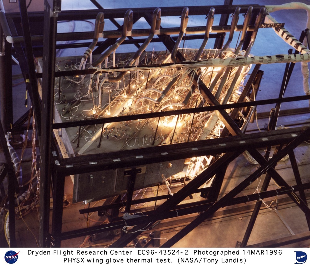 PHYSX wing glove thermal test