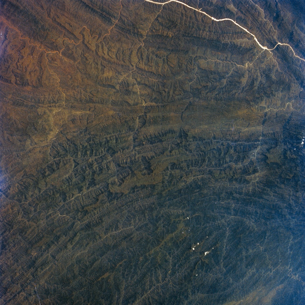 EARTH SKY - (70mm Hasselblad)