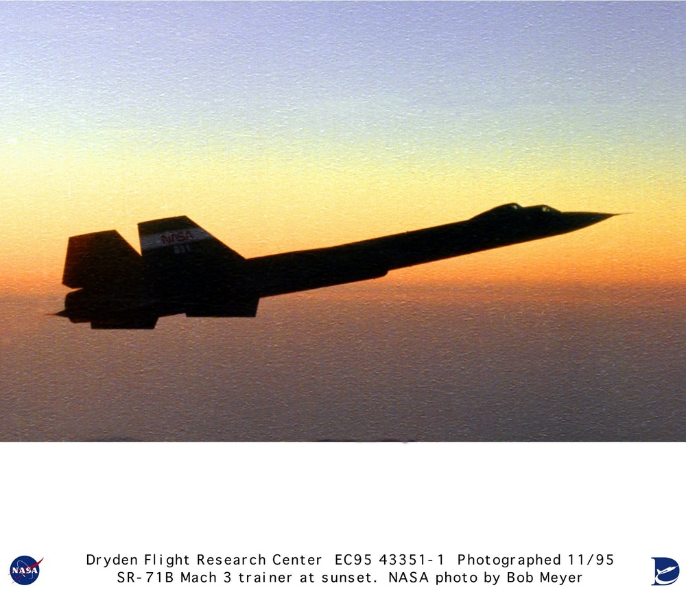 SR-71B - Mach 3 Trainer in Flight at Sunset