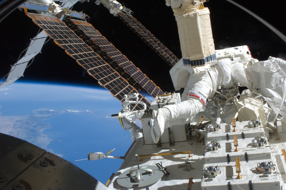 Marshburn during EVA-5