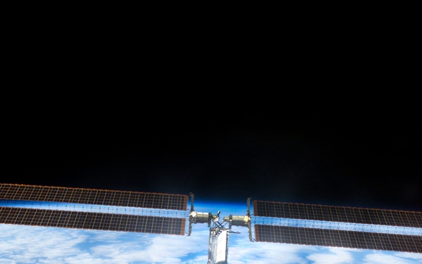 View of the ISS taken during final flyaround of STS-100