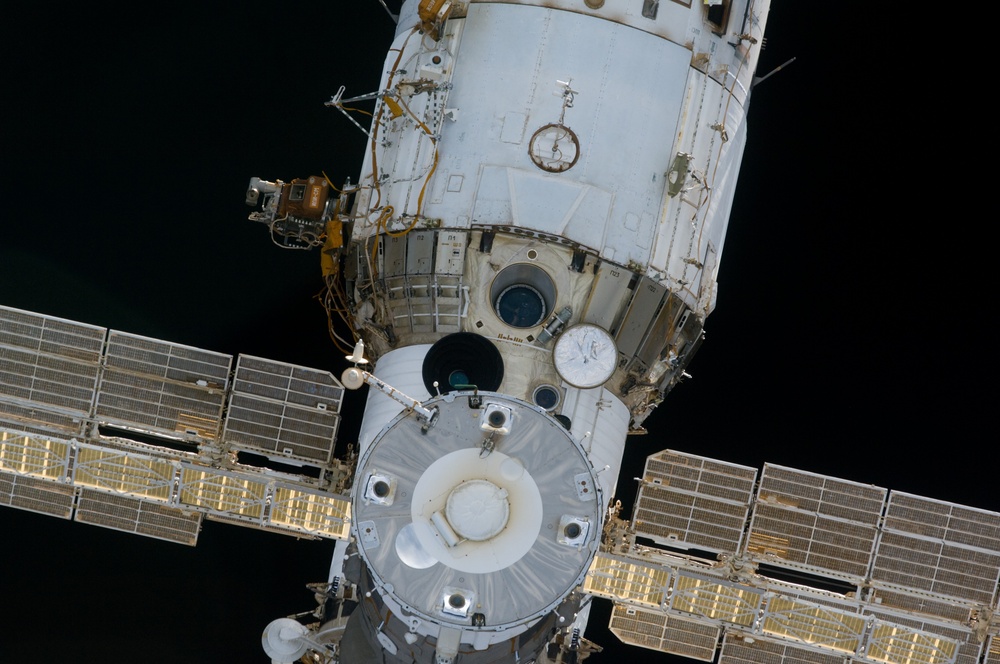 Fly-around view of the ISS by the STS-127 crew