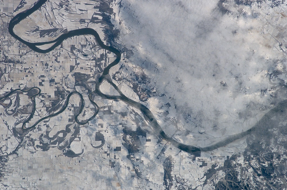 Earth Observations taken during STS-107