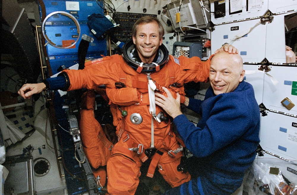 Crewmember activity in the flight deck and middeck