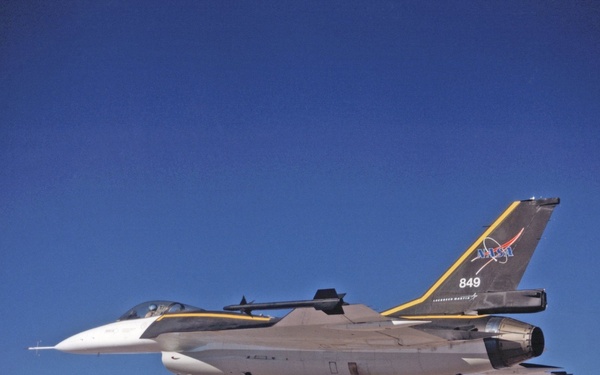 F-16XL ship #1 (#849) during first flight of the Digital Flight Control System (DFCS)