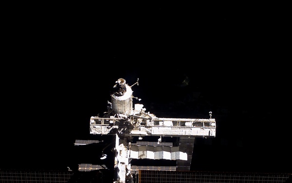 Flyaround view of ISS forward zenith side