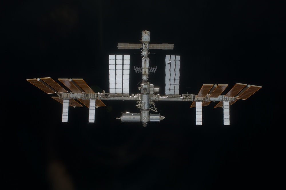 ISS Flyaround views from STS-119