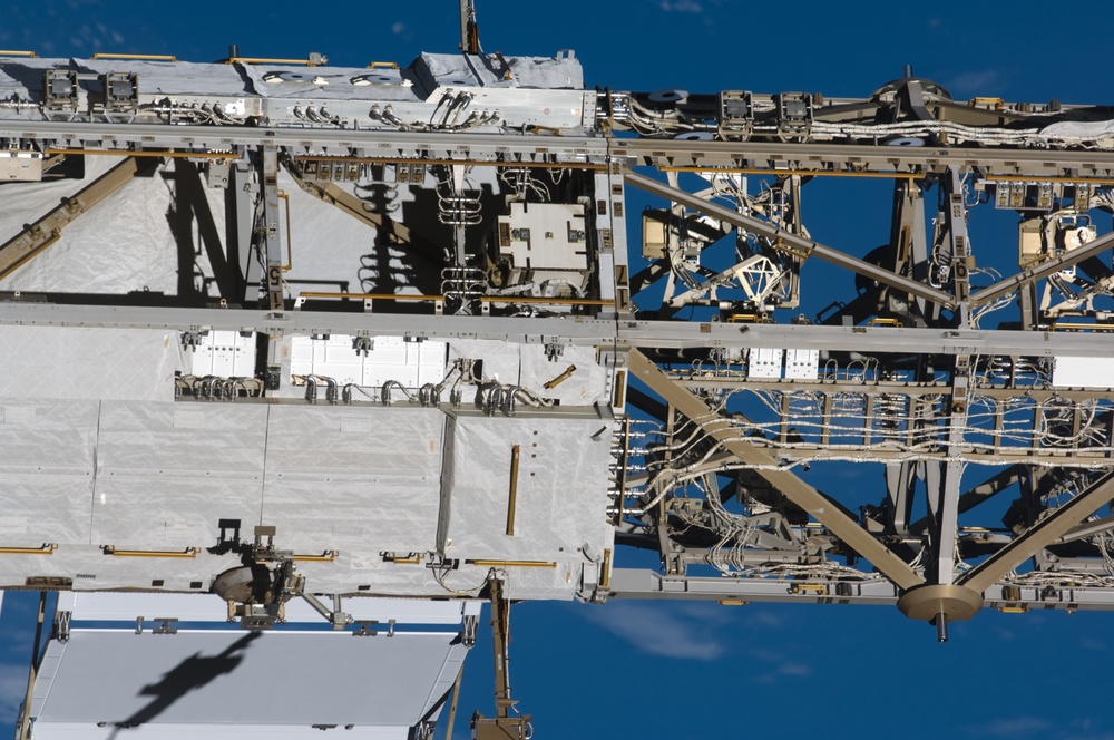 Fly-around view of the ISS by the STS-127 crew