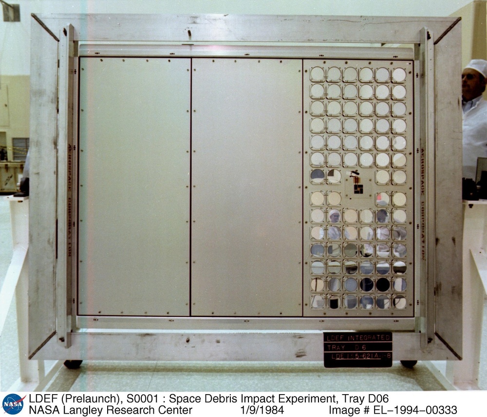 LDEF (Prelaunch), S0001 : Space Debris Impact Experiment, Tray D06