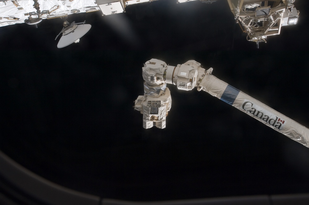 Space Station Remote Manipulator System SSRMS in EVA 3 Observation Position