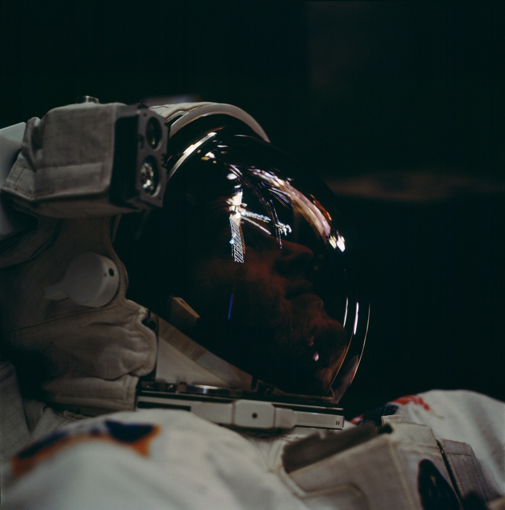 Parazynski during EVA