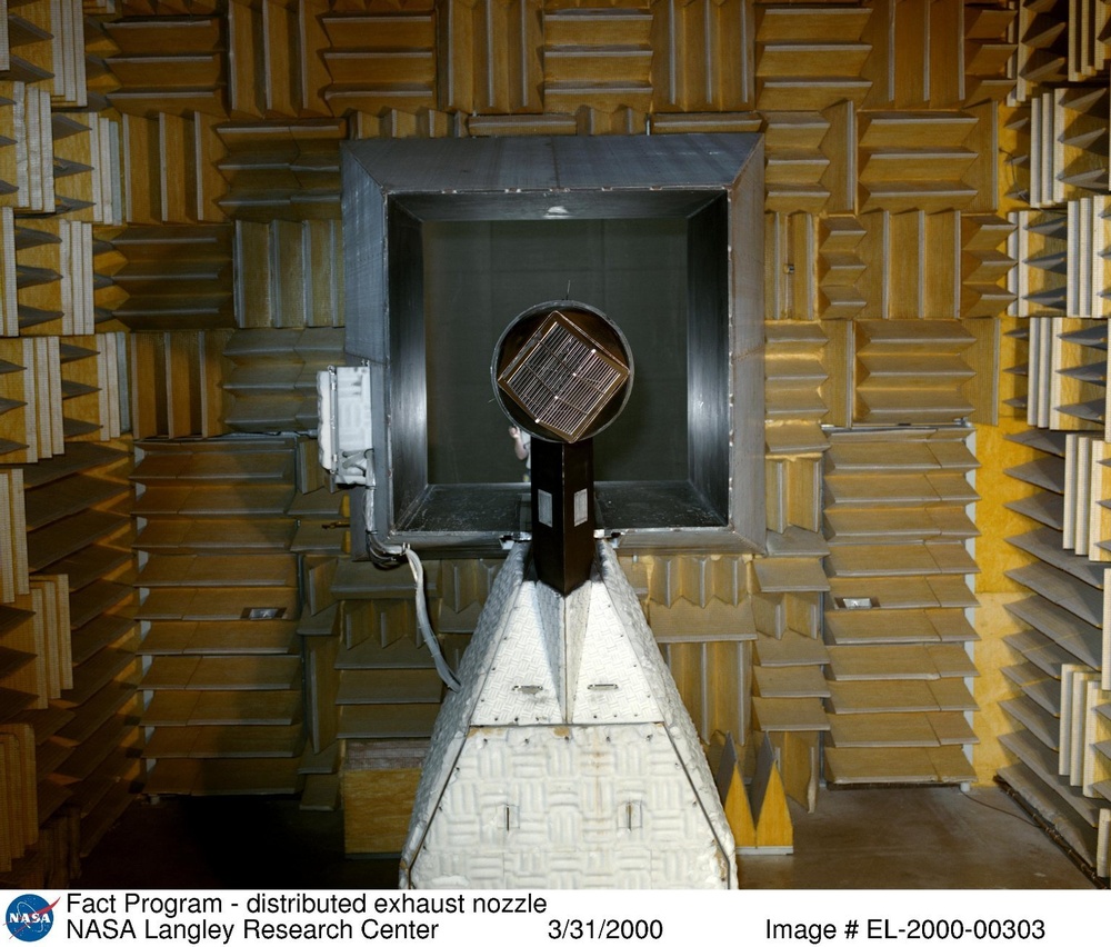 Fact Program - distributed exhaust nozzle