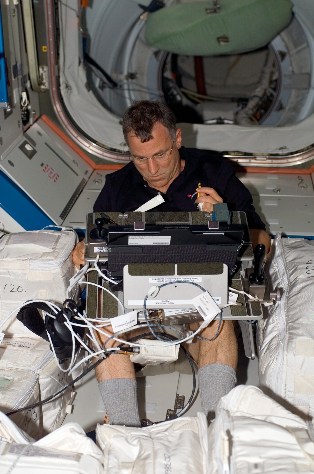 View of Williams during the PMDIS Experiment during STS-118/Expedition 15 Joint Operations