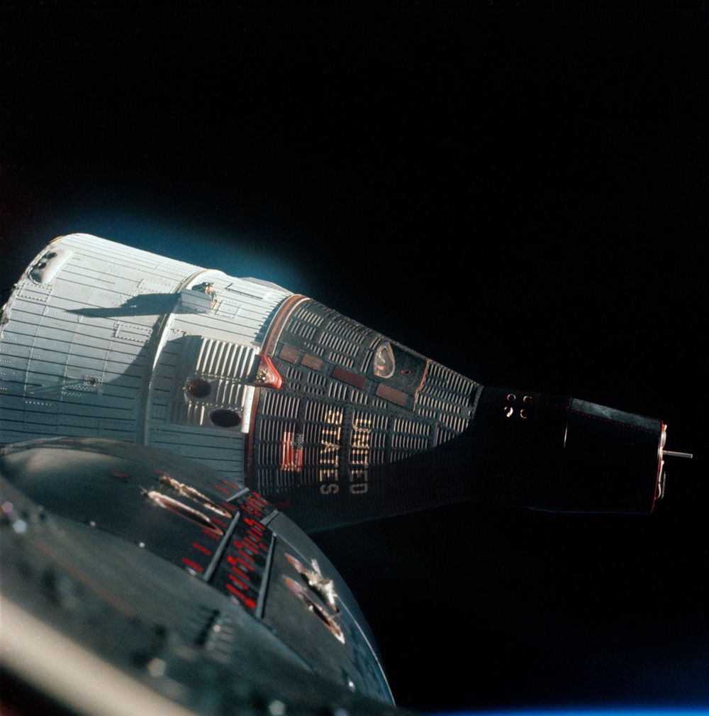 Gemini VI Mission Image - Rendezvous with Gemini VII