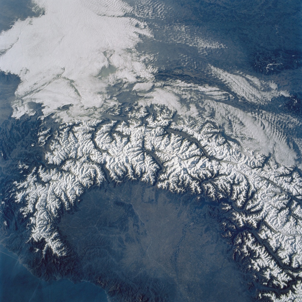 Earth observations taken during STS-98 mission