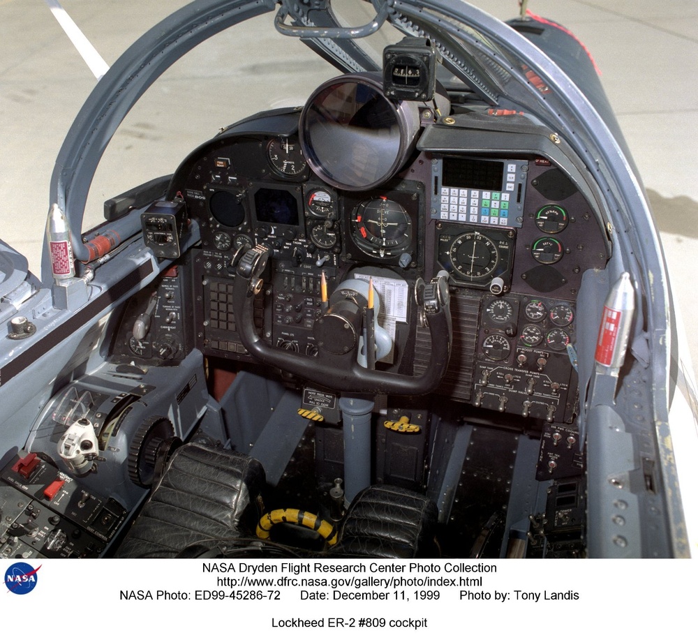 Lockheed ER-2 #809 cockpit