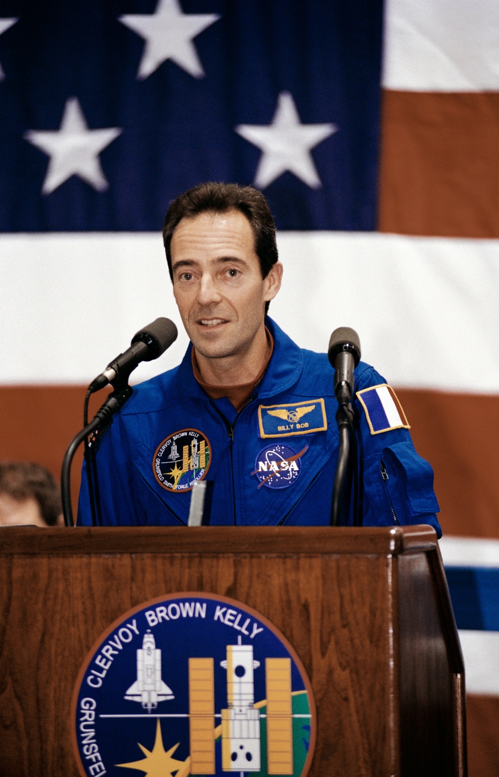 STS-103 crew return at building 990, Ellington Field