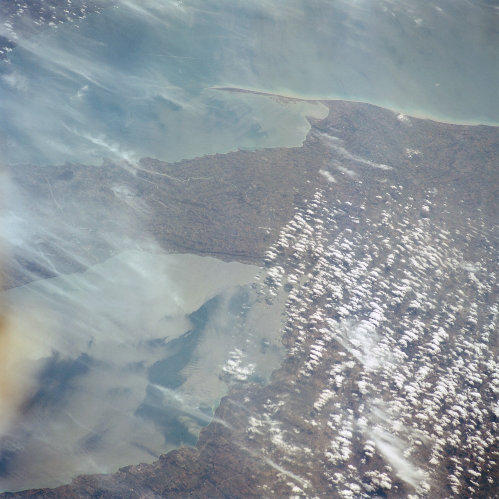 Earth observation image of Lake Erie and Ontario taken during STS-100