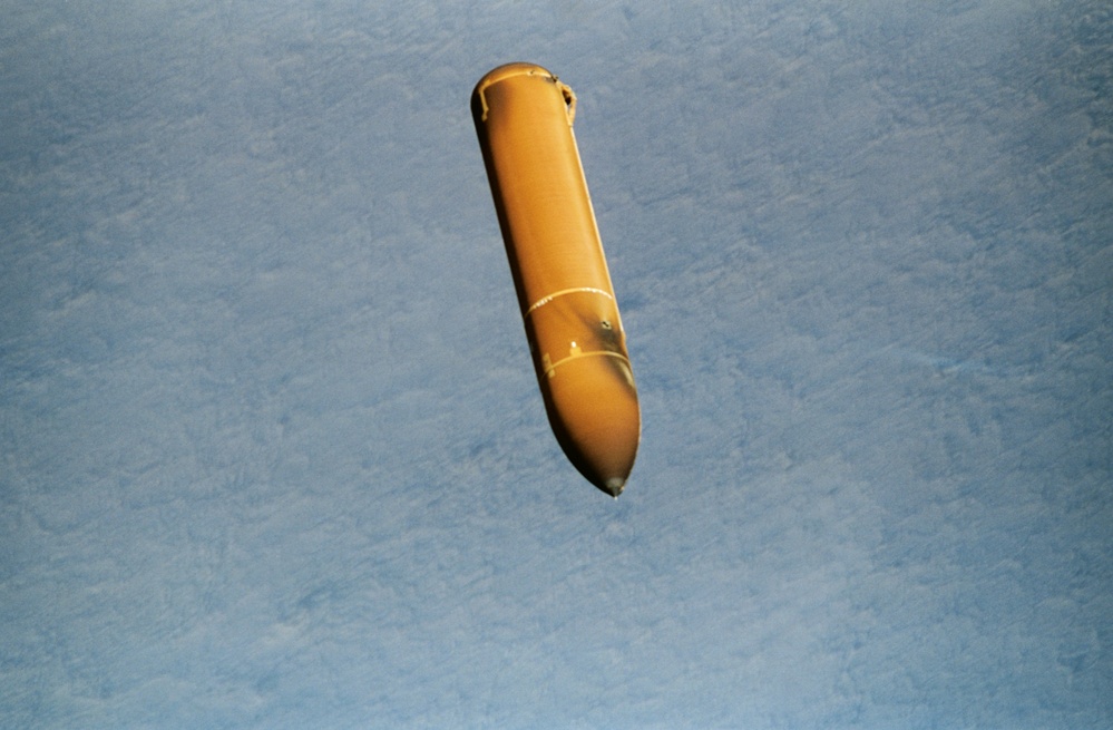 Views of the external tank after separation