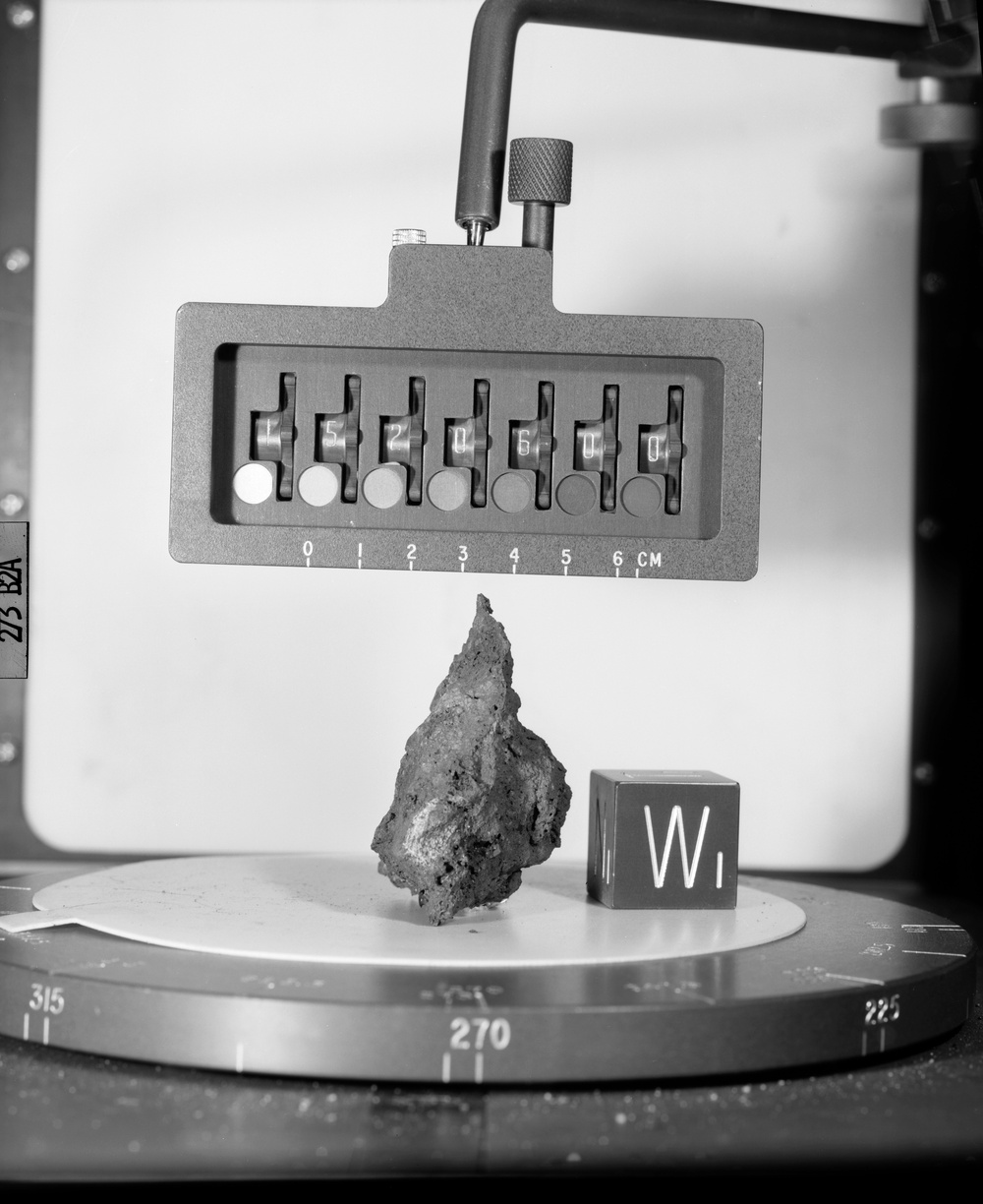 LUNAR SAMPLE - APOLLO 15 ROCK #15206