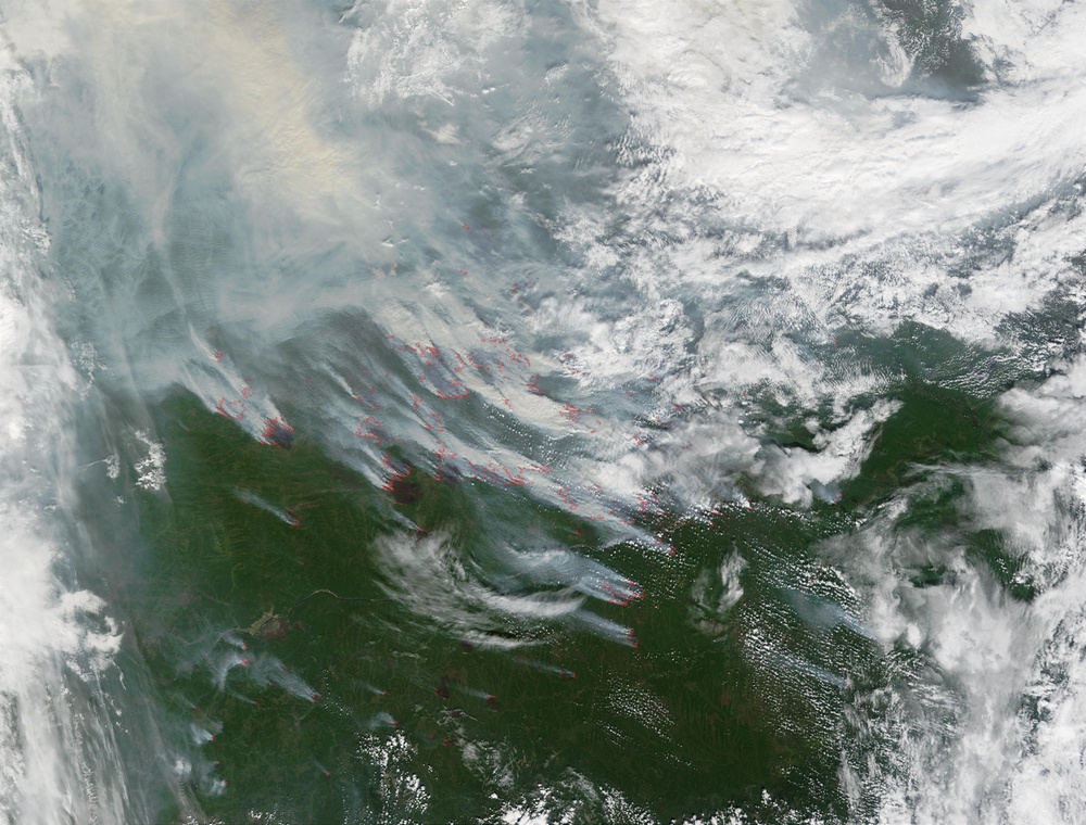 Fires along Lena River near Yakutsk: Natural Hazards