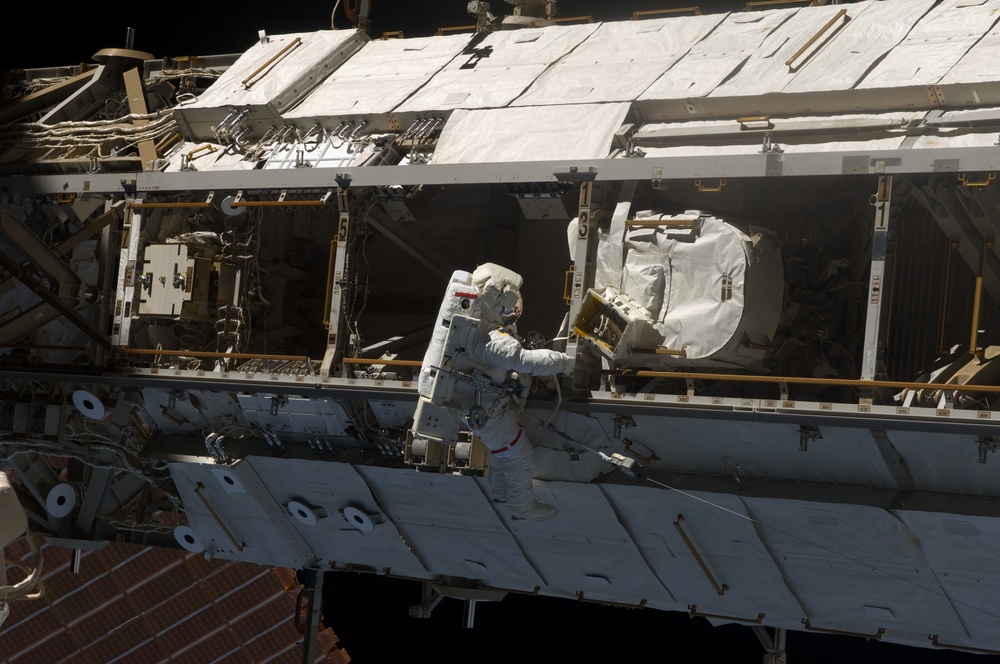 STS-119 EVA 3 GAT S1 Truss  Flex Hose Rotary Coupler FHRC P-Clamp Release