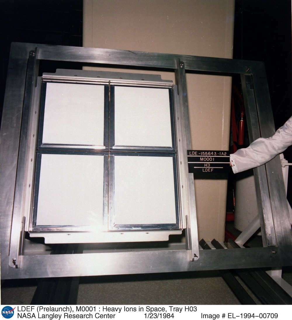 LDEF (Prelaunch), M0001 : Heavy Ions in Space, Tray H03