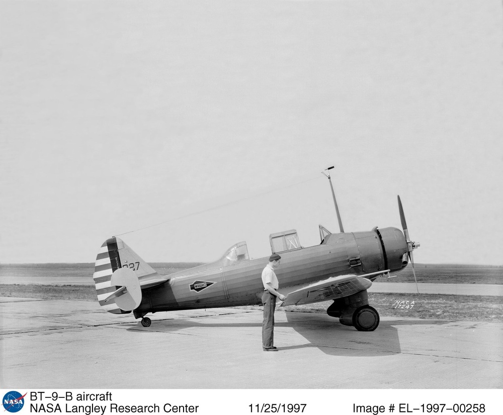 BT-9-B aircraft