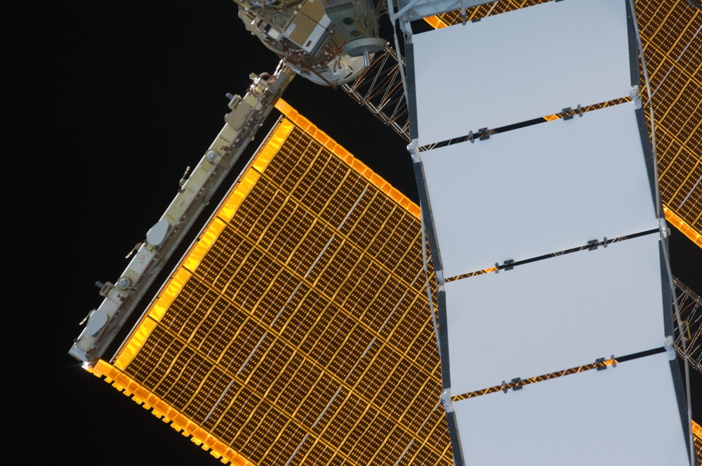 ISS during arrival of STS-127 Space Shuttle Endeavour