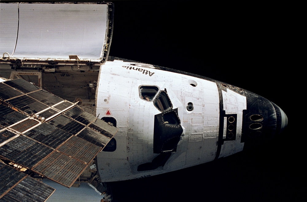 View of the shuttle orbiter Atlantis from the Mir Space Station