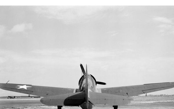 Curtiss SB2C-1 Helldiver