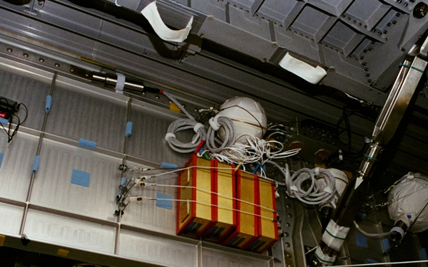 Interior views of Spacehab during STS-89