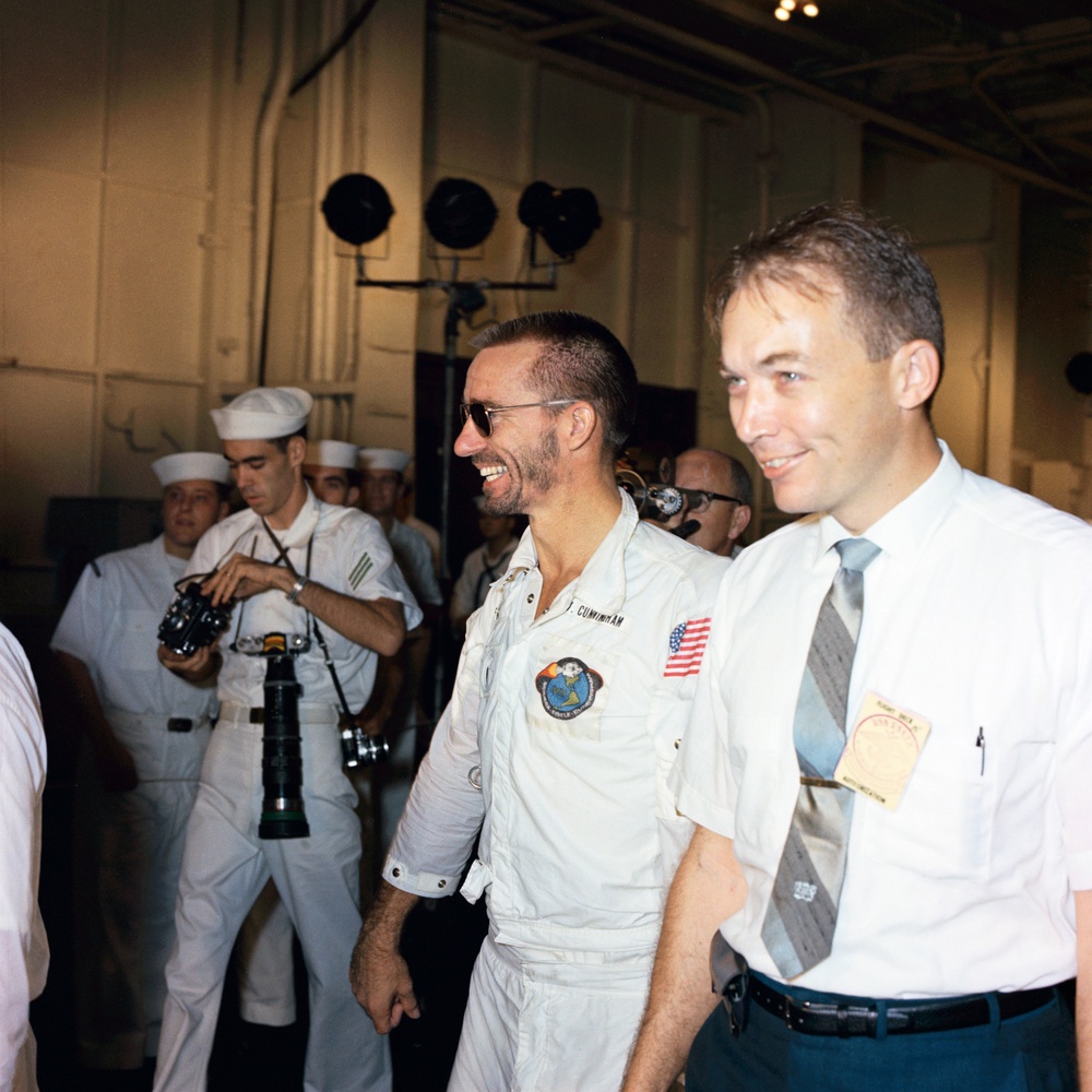 RECOVERY -  APOLLO 7