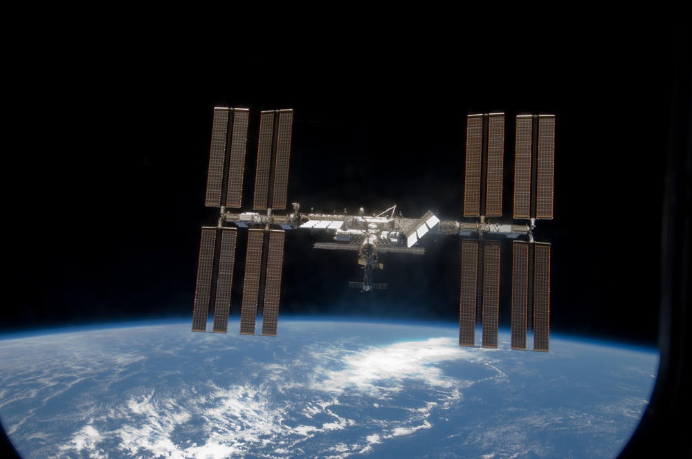 ISS Flyaround views from STS-119