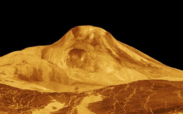 Venus - 3D Perspective View of Maat Mons