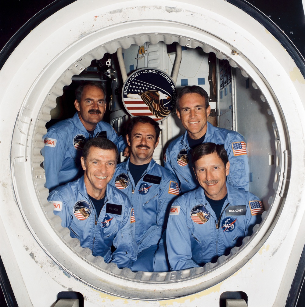 CREW PORTRAIT - STS-27/51I