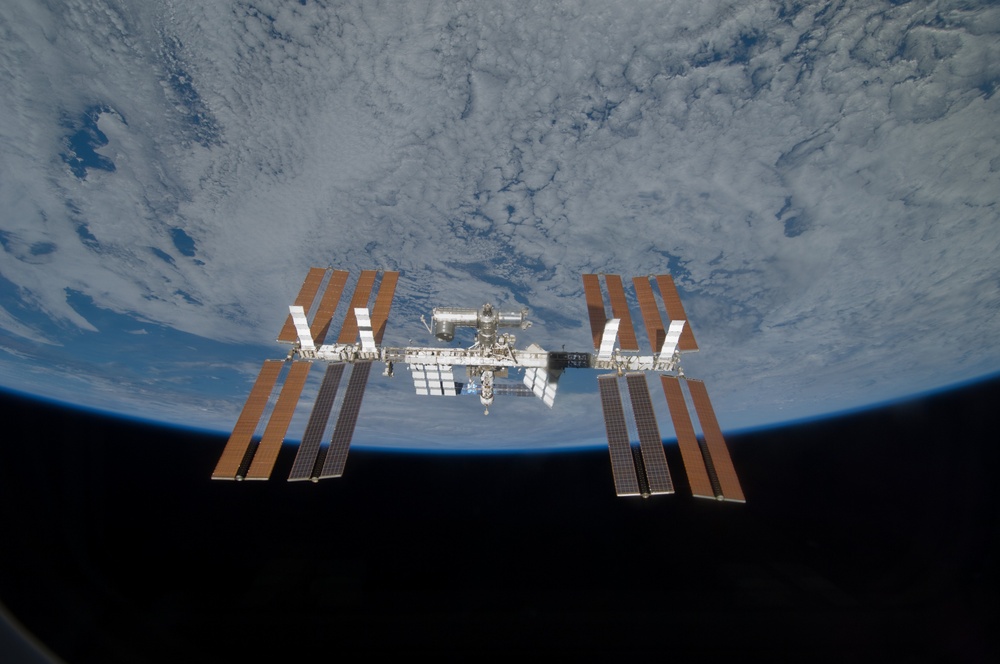 ISS Flyaround views from STS-119