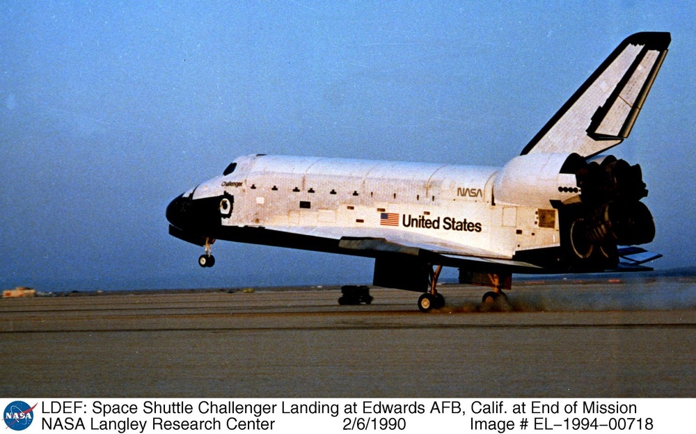 LDEF: Space Shuttle Challenger Landing at Edwards AFB, Calif. at End of Mission