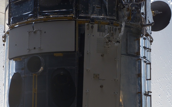 -V3 plane on the Hubble Space Telescope