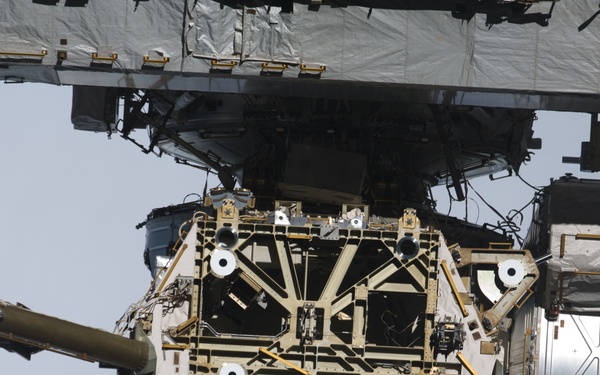 Fly-around view of the ISS by the STS-127 crew