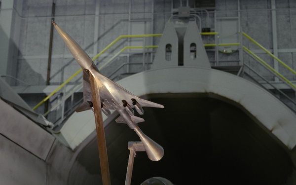 HSR TCA model 23: 1.5% scale aft-body test