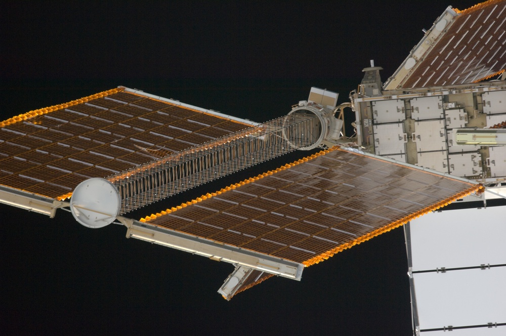 ISS during arrival of STS-127 Space Shuttle Endeavour