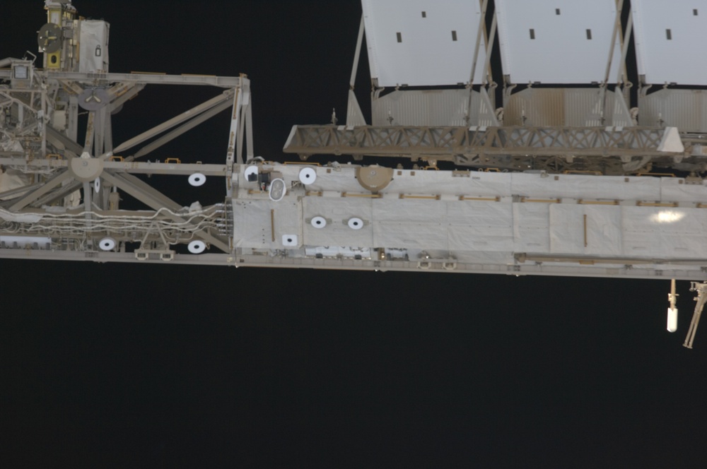 ISS during arrival of STS-127 Space Shuttle Endeavour