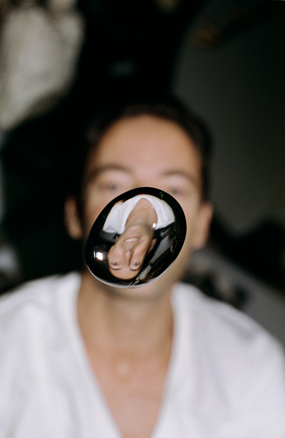 Clervoy and Kondakova with water bubble in Spacehab