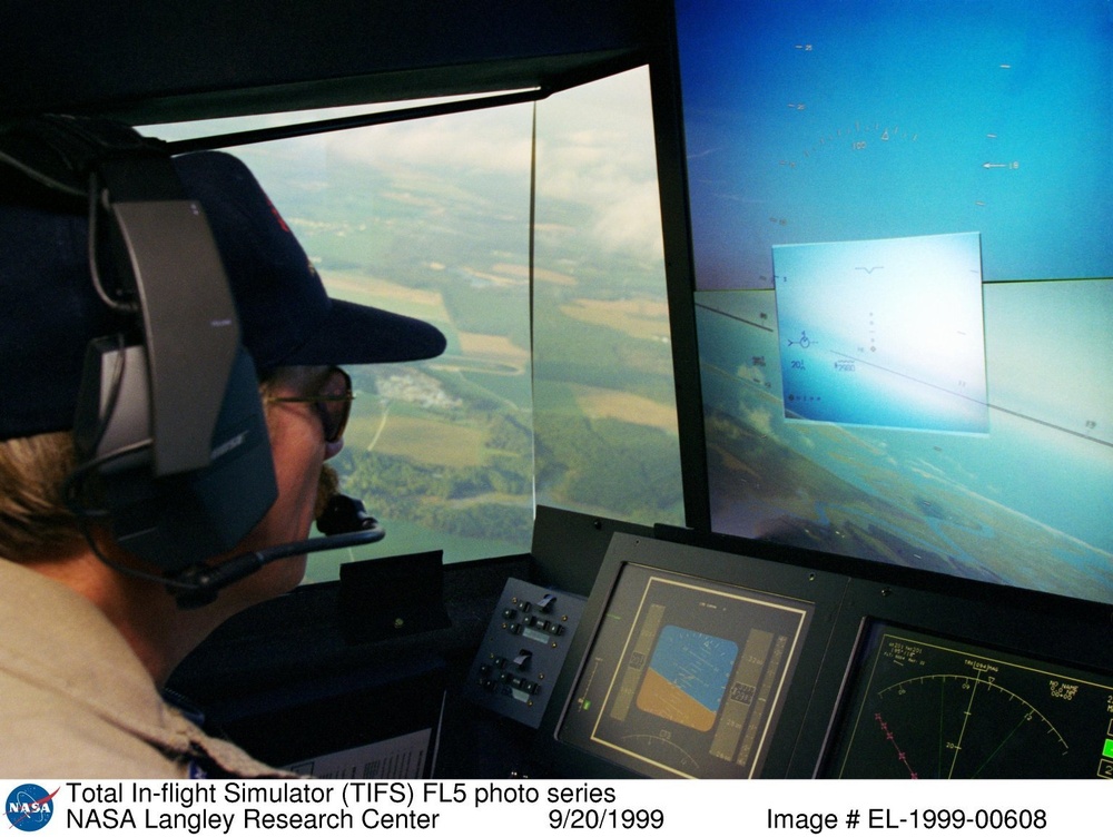 Total In-flight Simulator (TIFS) FL5 photo series