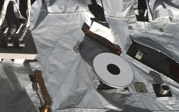 View of the starboard side of the S0 Truss (Face 6) taken during STS-110