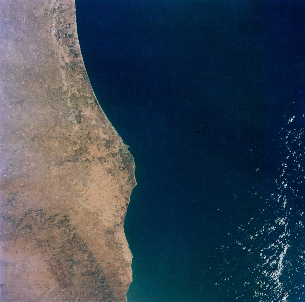 GEMINI-V - EARTH-SKY VIEW - TRIPOLI, LIBYA - OUTER SPACE