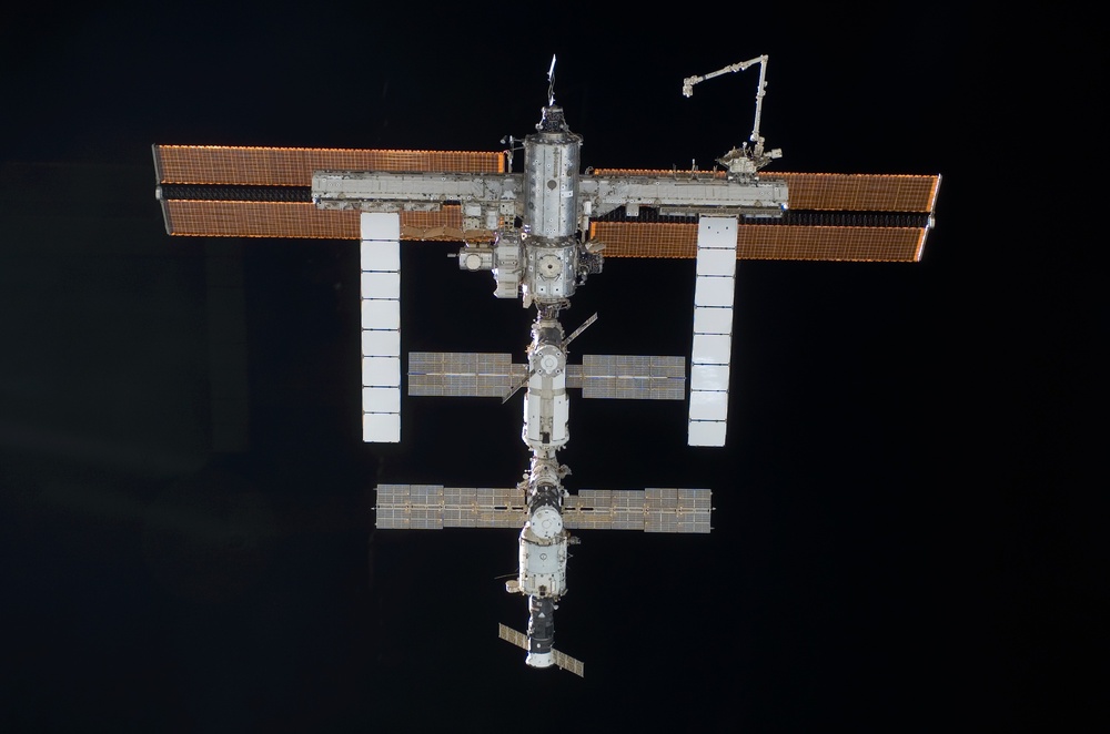 ISS during approach of the STS-115 Space Shuttle Atlantis