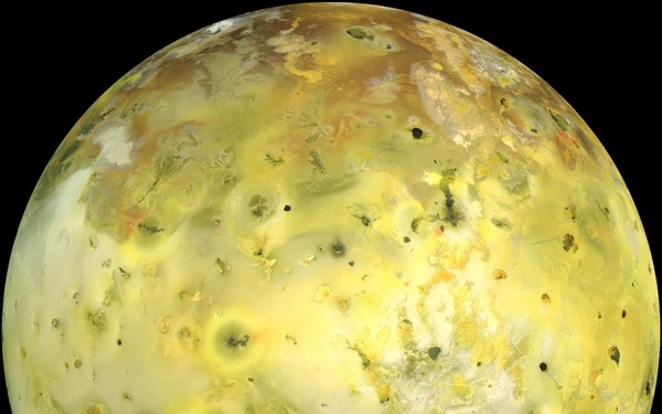 Global image of Io (true color)